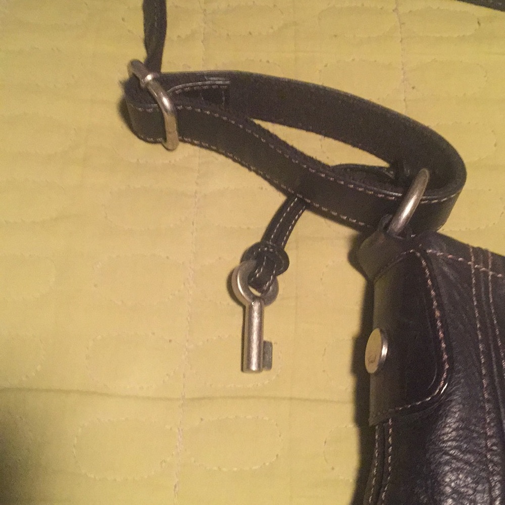 Fossil Mailbag purse - Picture 4 of 4
